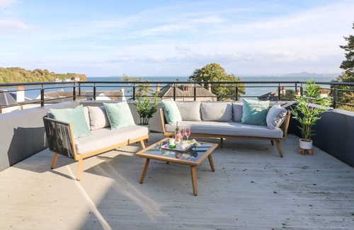 Aberdour House | 23 SEASIDE PLACE, family friendly, with open fire in Aberdour