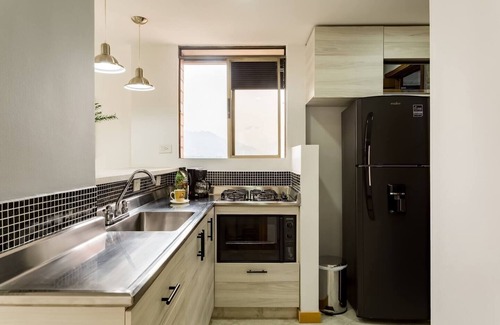 La Aguacatala Apartment | ★234 MB WIFI★EL POBLADO EXCELLENT LOCATION ★A/C