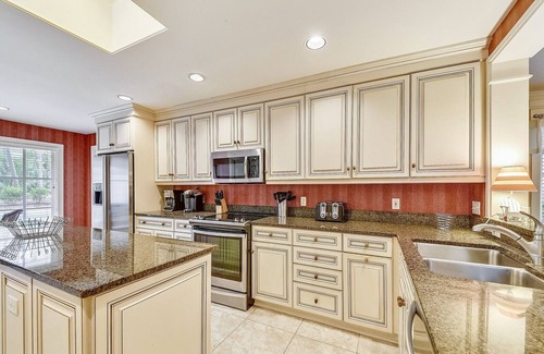 Heritage Woods House | 24 Baynard Cove - Single Level, 4BR Home with FREE Spa Heat April - October!