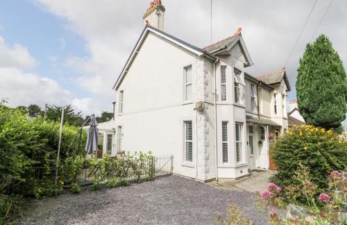 Conwy House | 24 Cadnant Park