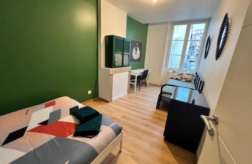 Centre Ville Apartment | 24 CHIC & COSY GRAND APPART 88m2 PARKING GRATUIT HYPERCENTRE NETFLIX