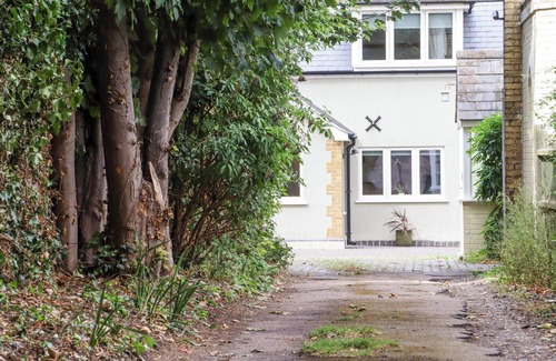 Westgate-on-Sea Cottage | 24 ELM GROVE, pet friendly, with a garden in Westgate-On-Sea