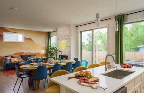 Berkley House | 24 Guests | 2 Rooftops | 2 Game Rooms | 2 Hot Tubs