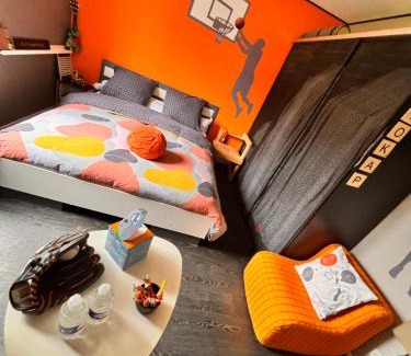 Saint-Corneille House | 24 h du Mans , GP , Le Mans Classic , motos , camions