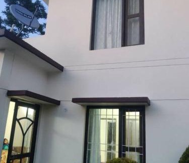 Bhimtal House | 24 Hillside Cottage