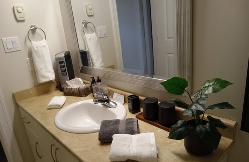 Bear Mountain Resort Apartment | #241 Rockhampton - 1 bedroom suite
