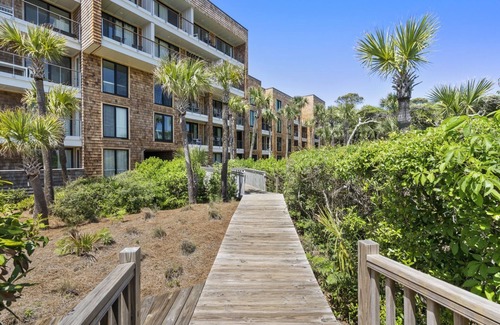 West Beach Village Villa | 2478 Shipwatch-Ocean Front 2-bedroom villa with Beach front access