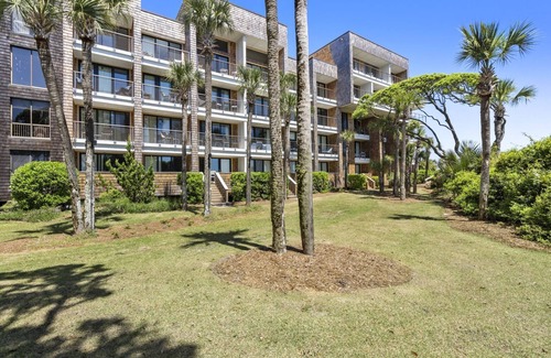 West Beach Village Villa | 2478 Shipwatch-Ocean Front 2-bedroom villa with Beach front access