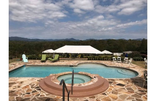 Dahlonega House | 25 acre home, farm animals & large running creek. 8 mls from downtown Dahlonega