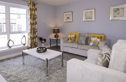 Kirkhill Apartment | 25 AIRD CRESCENT, romantic, with a garden in Inverness