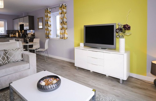 Kirkhill Apartment | 25 AIRD CRESCENT, romantic, with a garden in Inverness