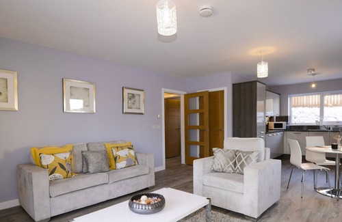 Kirkhill Apartment | 25 AIRD CRESCENT, romantic, with a garden in Inverness