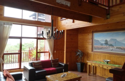 Sedgefield Bed & Breakfast | 25 m² small inexpensive room with breakfast or whole holiday home