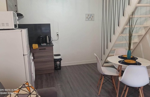 Les Mureaux Apartment | 25 min from Paris - F2 contemporary duplex downtown