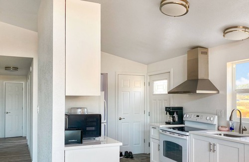 Aspen Park House | 25 min to Red Rocks w/ Lake View and 2 acre yard