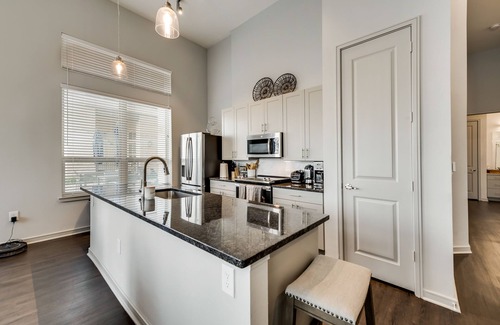 Las Colinas Apartment | 25% OFF 3BD, Lakeview, HWY348 - Las Colinas - LC058-1