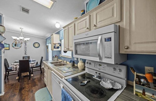 Davenport House | 25%Off/Disney 9 mi/Heated Pool/PlayYard/Gym/Courts
