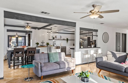 Racquet Club South House | 25% Off Oct 23-26! Amazing Amenities -Pool/Hot Tub