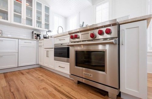 Seaside House | 25% SALE Thru FALL~"Magnolia Honeymoon Cottage"~Seaside Beachfront~Couples Only