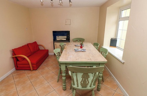 Narberth Cottage | 25 ST. JAMES STREET, pet friendly, with open fire in Narberth