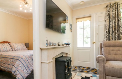 Kilkhampton House | 25 THE GLADE, romantic, character holiday cottage in Kilkhampton