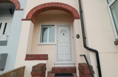 Scarborough House | 25 Victoria Park Avenue