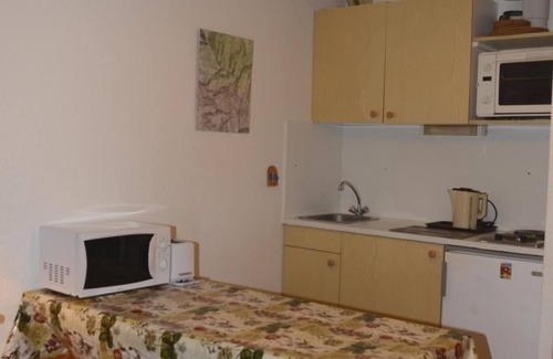 Flaine Apartment | 250m from ski slopes, 3rd floor, balcony, tv, ski locker, 25m², Flaine