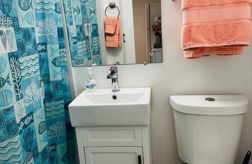 Tropic Apartment | 2528 Renovated Studio Near The Beach