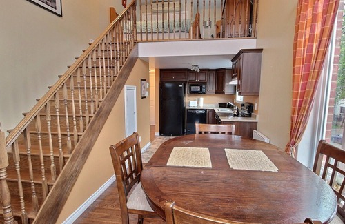 Bellerive Apartment | #254 Superb Loft Next to Métro (Subway)