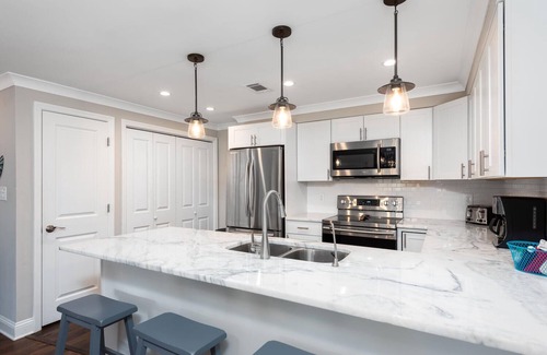 Edisto Island Villa | 256 Driftwood:Beautiful 2nd Floor Villa;Golf Course Views;Beach Cabana Included: Dogs Welcome