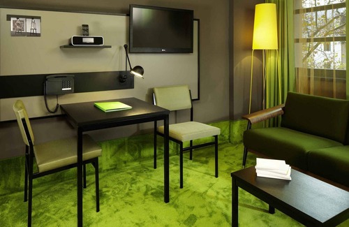 Ostend Hotel | 25hours Hotel Frankfurt The Goldman