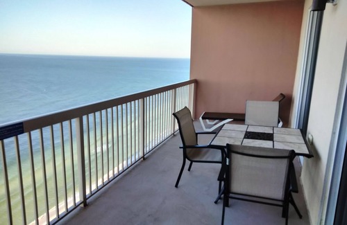 Open Sands Condo | 25th Floor Stunning Beach Front Views - Fully Renovated April 2023!