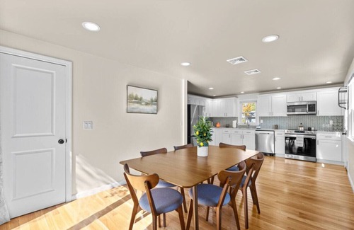 Plainville House | #26 Beautifully Renovated 2 BR Home