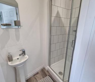 Crewe Hotel | 264 The Hungerford