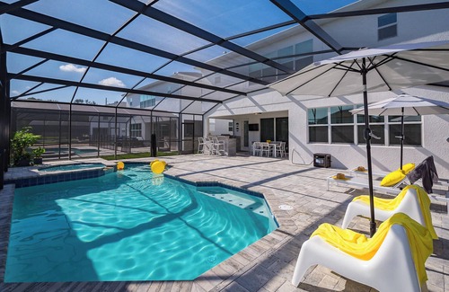 Kissimmee House | 2651SN - Stunning Home 6 Ensuites Near Disney