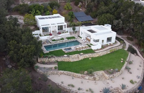 Montecito House | 270-degree Ocean Views, 47’ heated pool, stunning contemporary coastal retreat.