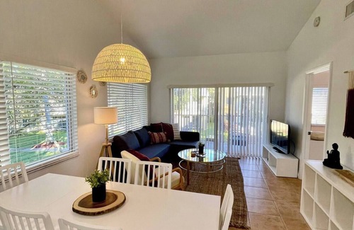 Mission Bay Apartment | 270C - Modern & Bright 3 Bedroom Apt in Boca Raton