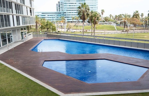 Diagonal Mar i el Front Maritim del Poblenou Apartment | 273 - Beach Apartment w/Pool II
