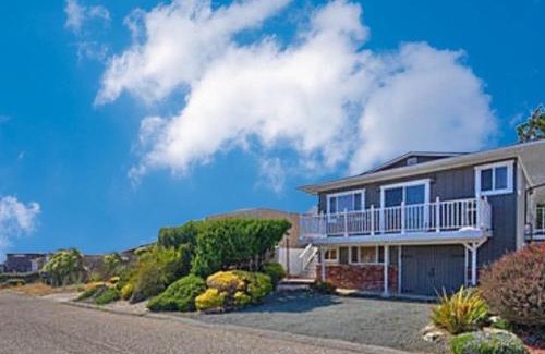 San Simeon House | 275 Stafford