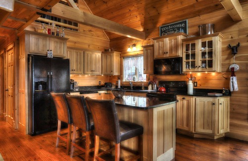 Rangeley House | 🐾28 Bunker Ave - Shared waterfront and access to Rangeley Lake, dog friendly