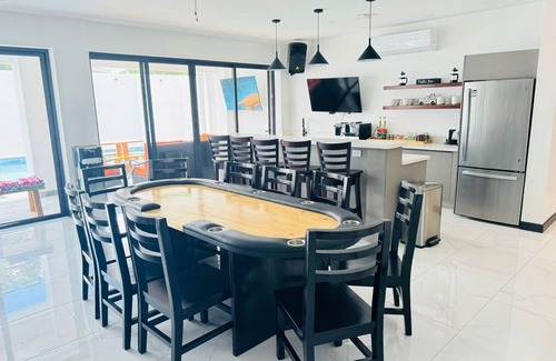 Jaco Resort | 28 ROOM ALL-INCLUSIVE VIP MEGA LUXURY RESORT : 2 House Combo/Chef/Gym/Beach