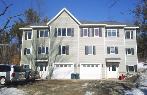 Guild Condo | 2800 sq ft, spacious retreat 4 bedrm 3 bathrm. Outdoor game and picnic area.