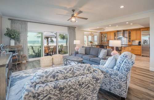 Beach Lagoon House | 29 Turtle Lane Club: BESTNEST by Beverly Serral OCEANFRONT