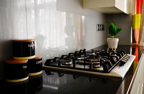 Stanwell House | (29EW-11) Dreams Serviced Accommodations- Staines/Heathrow