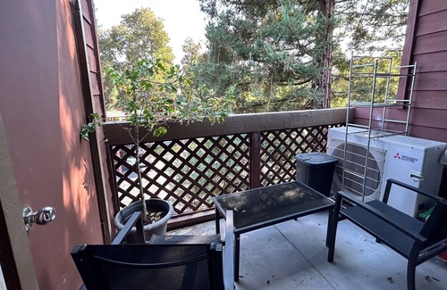 Willow Glen Condo | 2B2B APT ATT fiber Fast WiFi Apple TV Disney+ ESPN