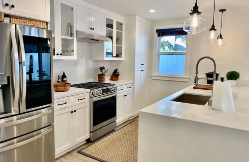 Balboa Peninsula House | 2Bath 216B Upper Sunny Casita - Best Location