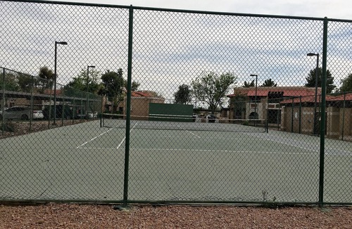 Glendale Condo | 2bd/1.25 bath, close to spring training stadiums, long term winter getaway