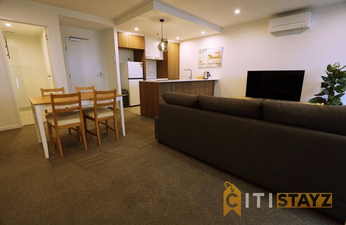Phillip Apartment | 2bd 2bth - Chic Apt in Woden CBD