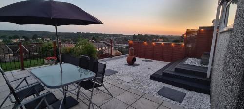 Killay House | 2BD Holiday Home Stunning views of the Sea & Gower