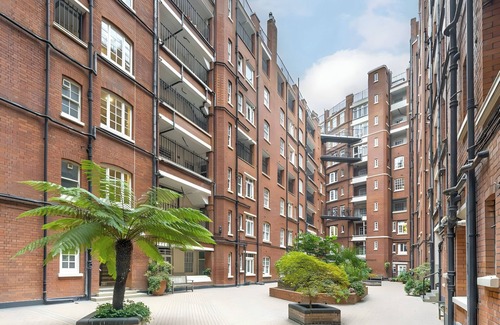 King's Cross Apartment | 2BD Kings Cross Luxury Apartment in London